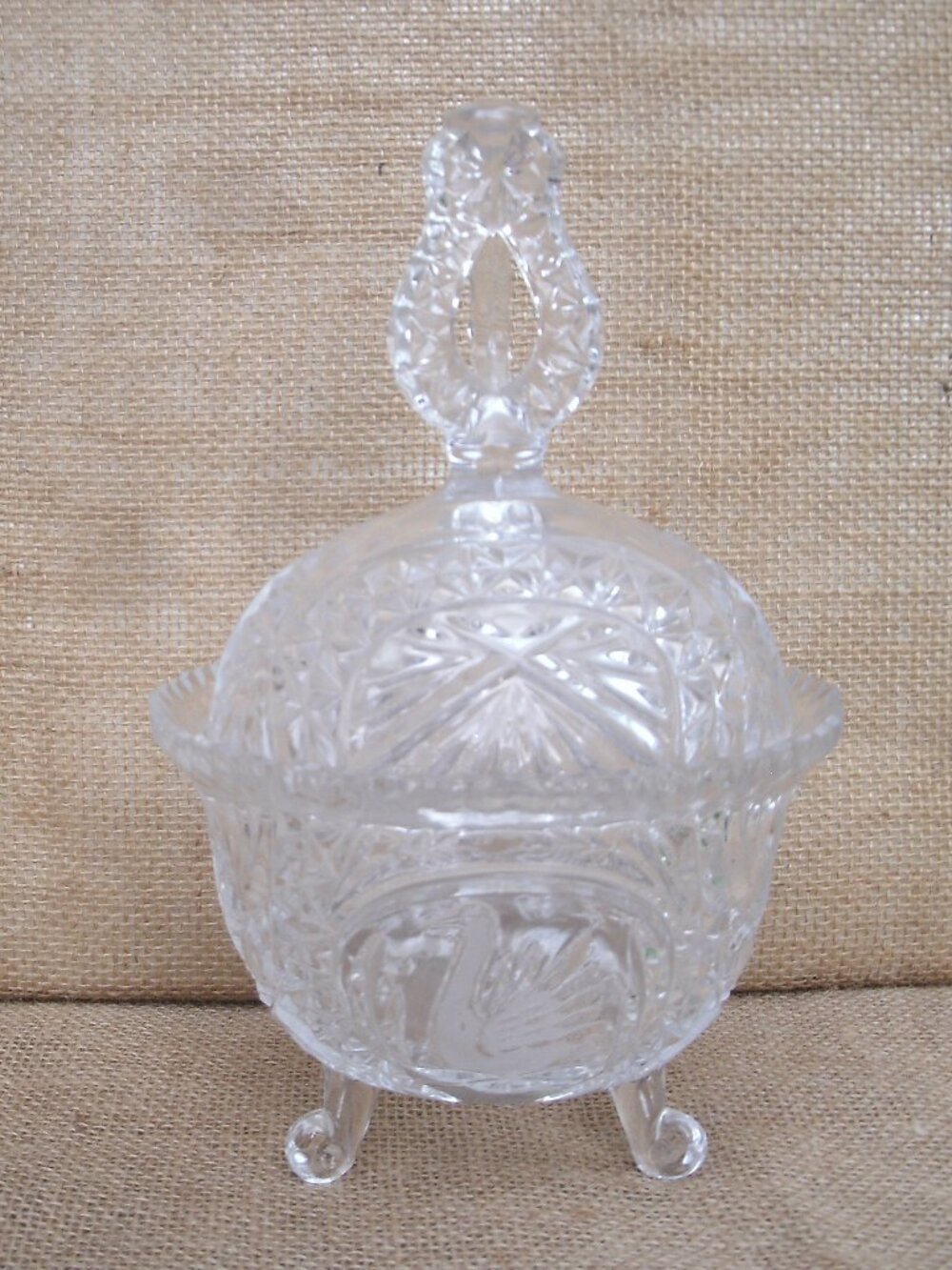 Rare German Hofbauer Byrdes Swan Crystal Candy Dish